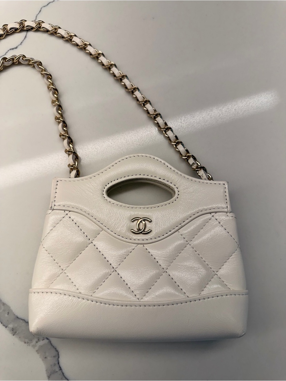 CHANEL 31 Nano - Picture 3 of 12